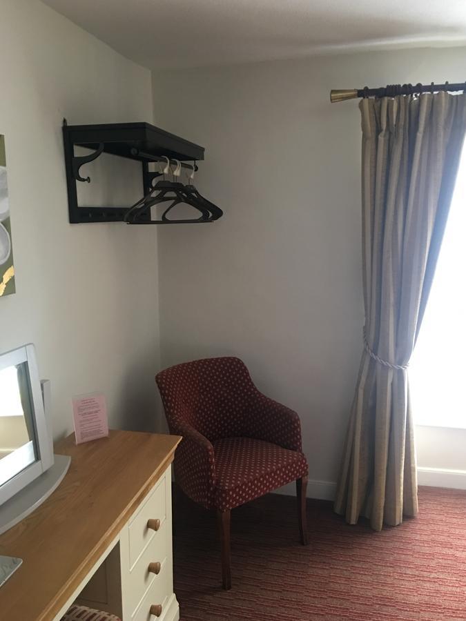 Winston Manor Guesthouse Rooms Churchill  Exterior foto