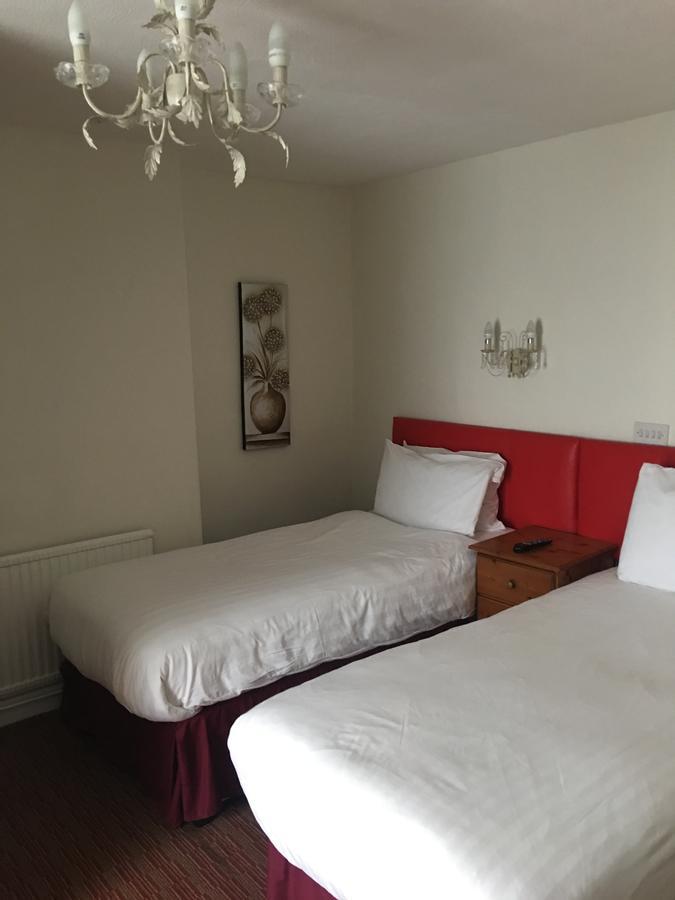 Winston Manor Guesthouse Rooms Churchill  Exterior foto